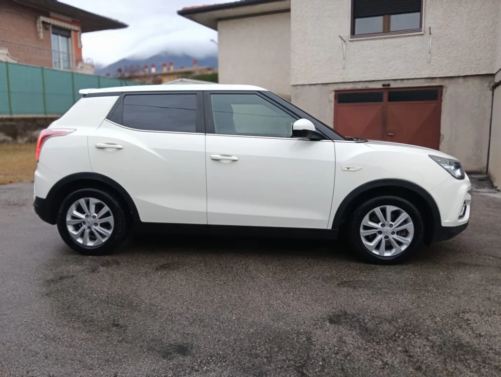 Ssangyong Tivoli usato MCMcecchinauto
