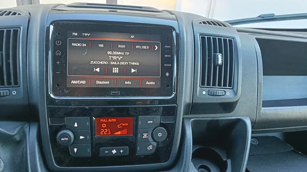 Peugeot Boxer usato MCMcecchinauto