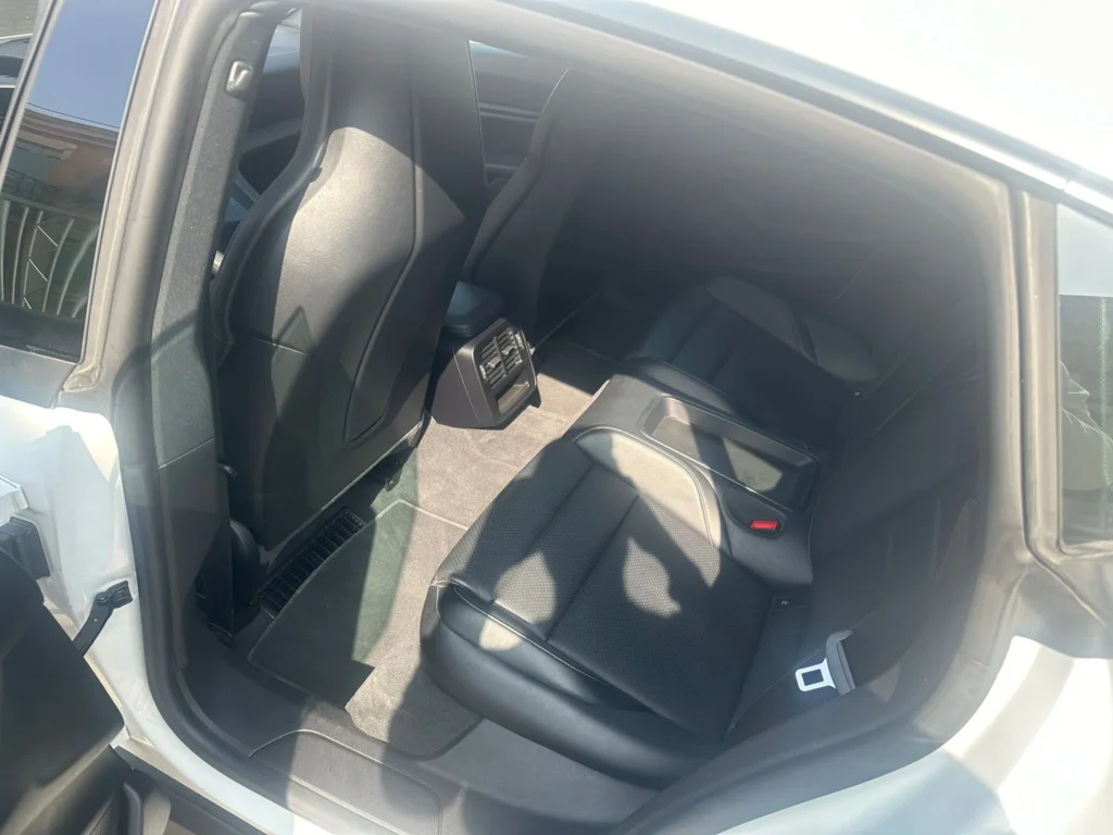 Porsche Taycan usato MCMcecchinauto