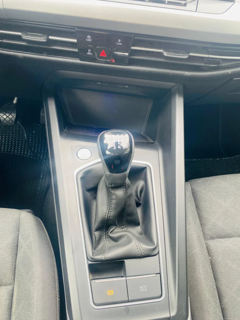 Volkswagen Golf 8 usato MCMcecchinauto