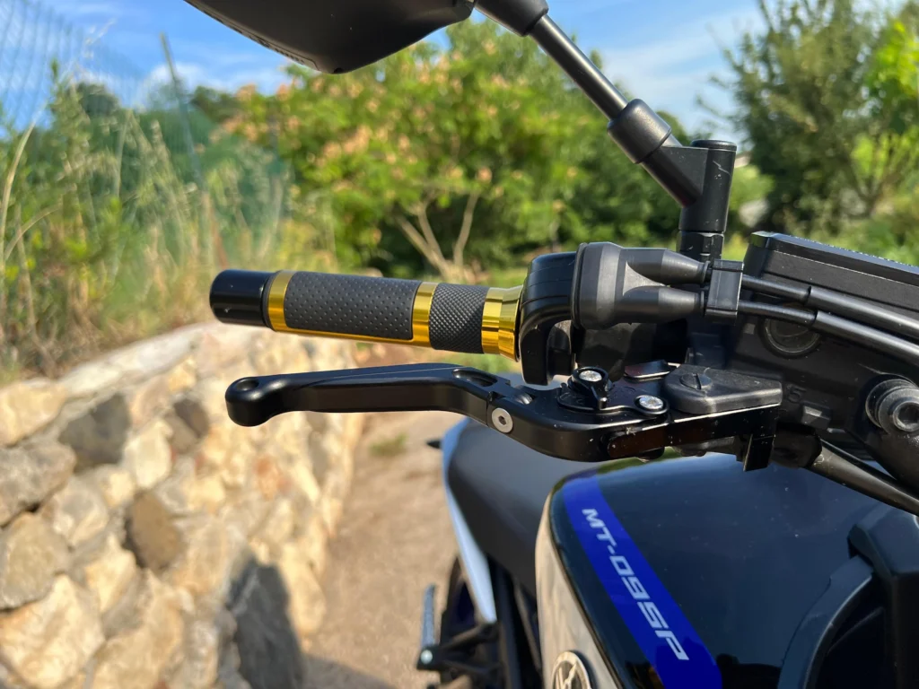 Yamaha MT09 usato MCMcecchinauto