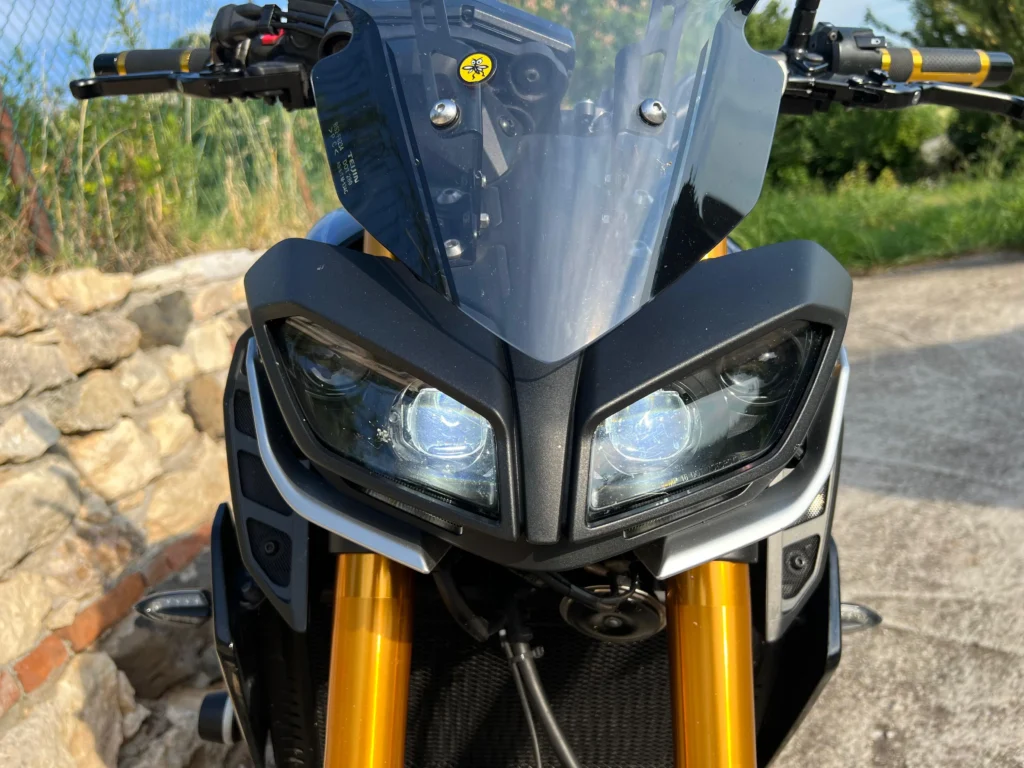 Yamaha MT09 usato MCMcecchinauto