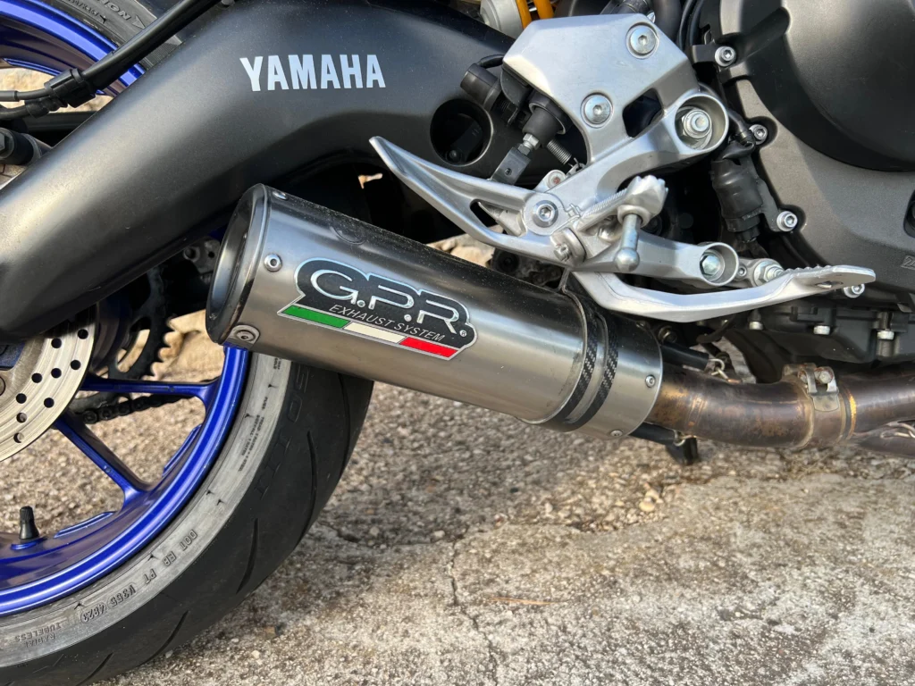 Yamaha MT09 usato MCMcecchinauto