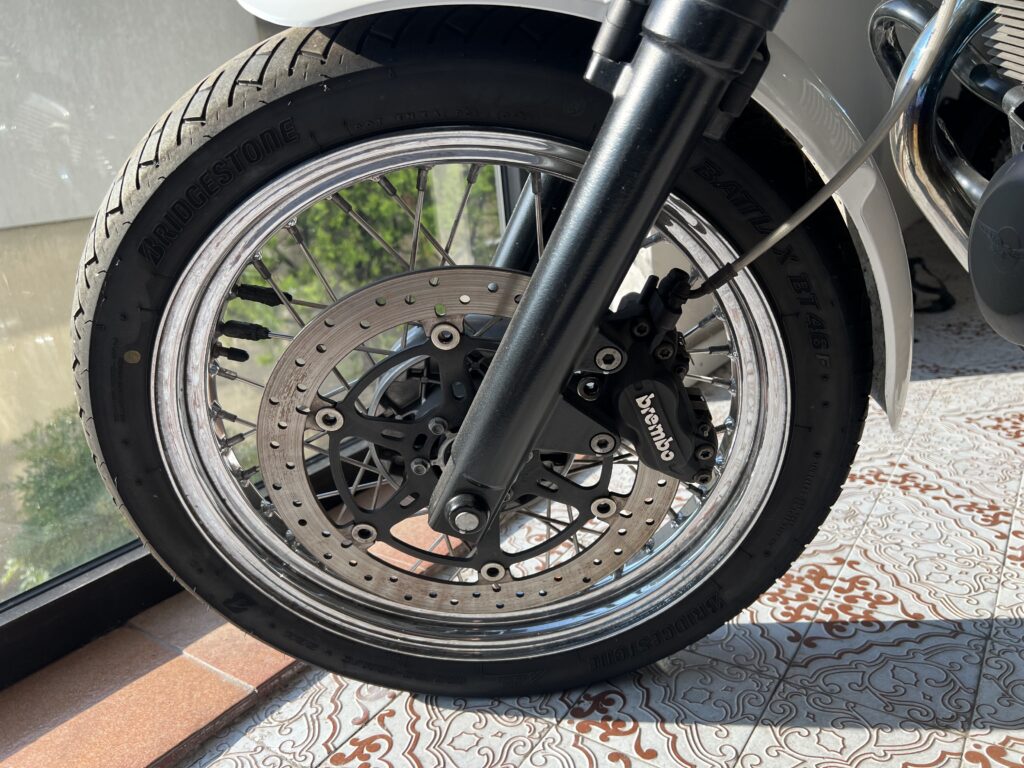 Moto Guzzi CLASSIC V7 usato MCMcecchinauto