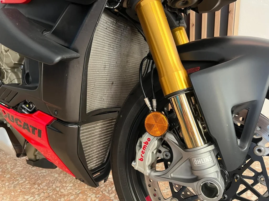 Ducati STREETFIGHTER V4S usato MCMcecchinauto