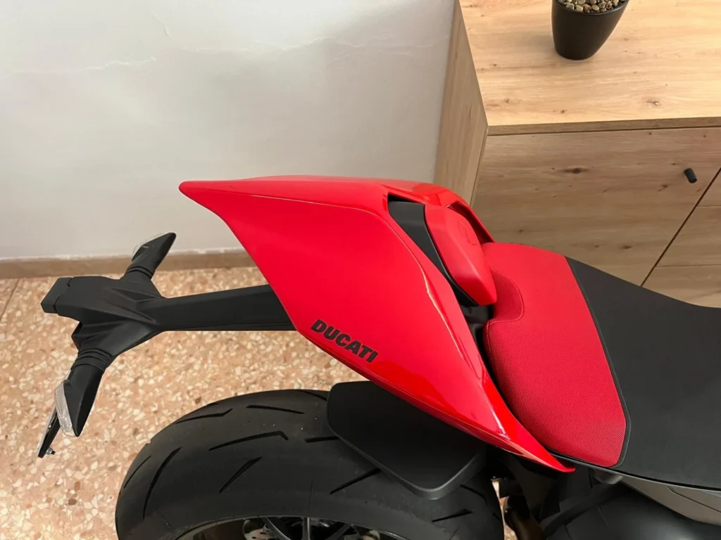 Ducati STREETFIGHTER V4S usato MCMcecchinauto