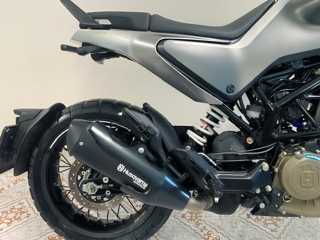 Husqvarna Svartpilen 401 usato MCMcecchinauto