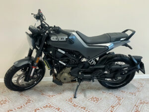 Husqvarna Svartpilen 401 usato MCMcecchinauto