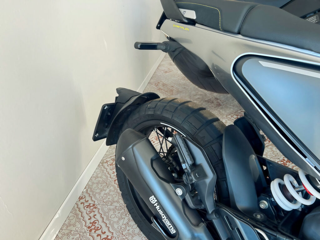 Husqvarna Svartpilen 401 usato MCMcecchinauto