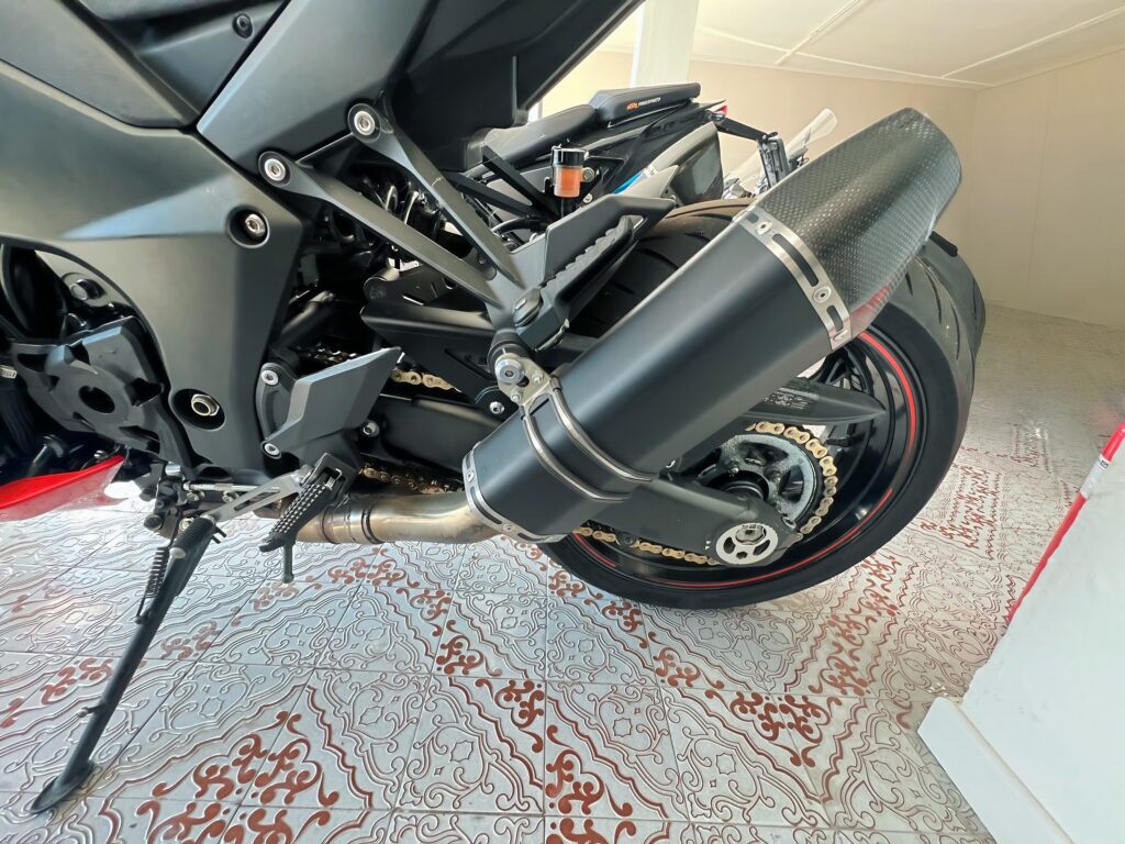 Kawasaki Z 1000 usato MCMcecchinauto