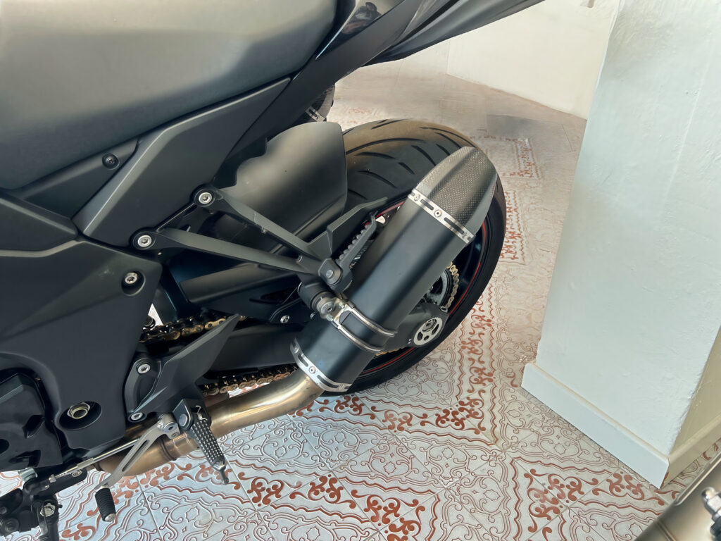 Kawasaki Z 1000 usato MCMcecchinauto