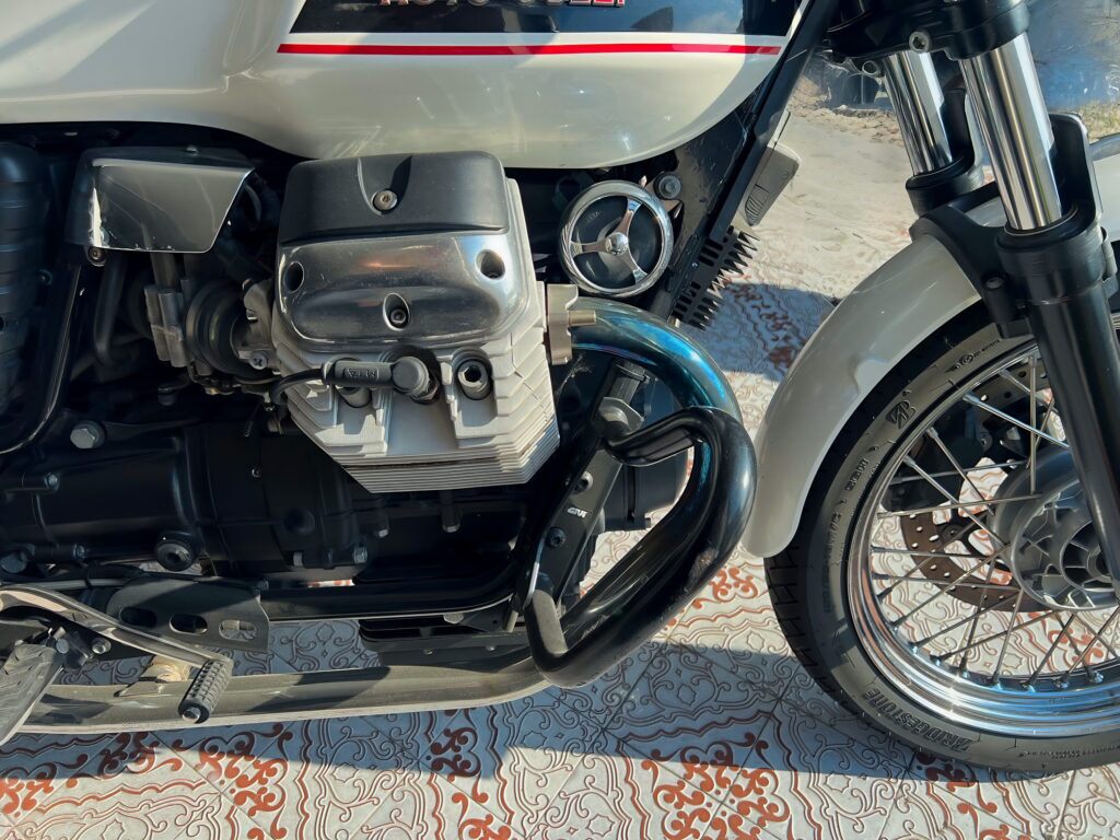 Moto Guzzi CLASSIC V7 usato MCMcecchinauto