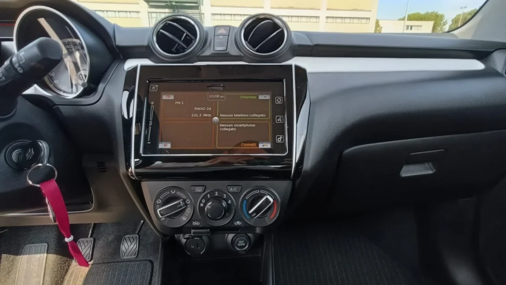 Suzuki Swift usato MCMcecchinauto