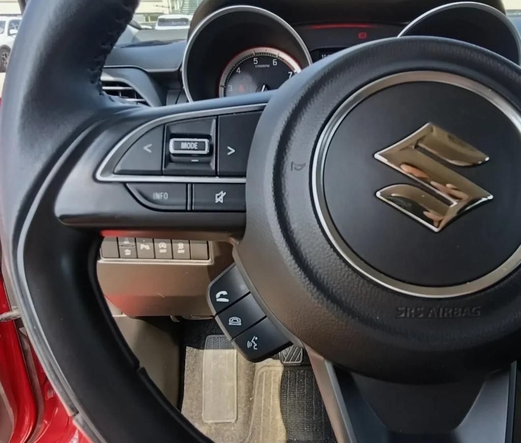Suzuki Swift usato MCMcecchinauto