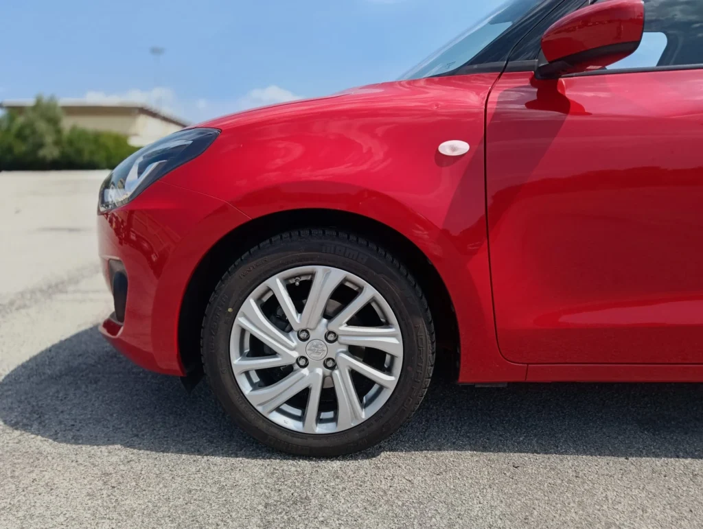 Suzuki Swift usato MCMcecchinauto