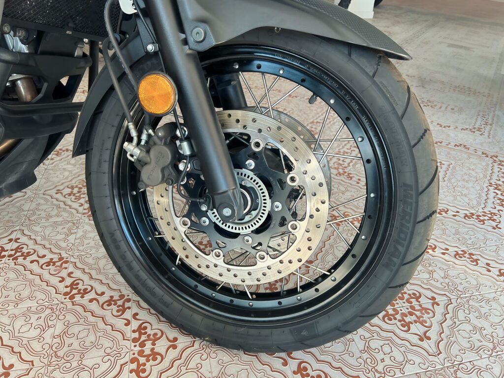 Suzuki V-strom 650XT ABS usato MCMcecchinauto