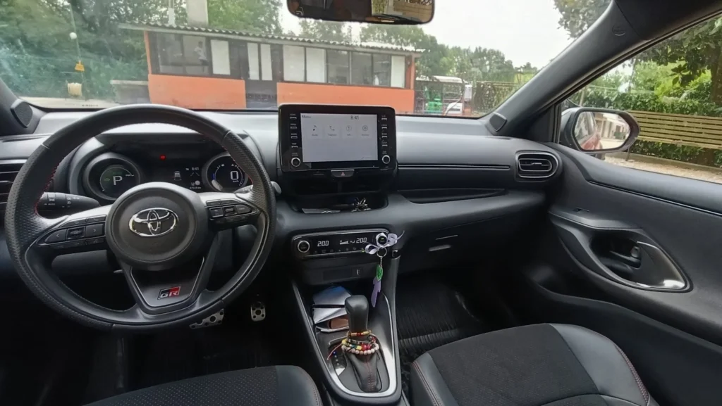 Toyota Yaris usato MCMcecchinauto