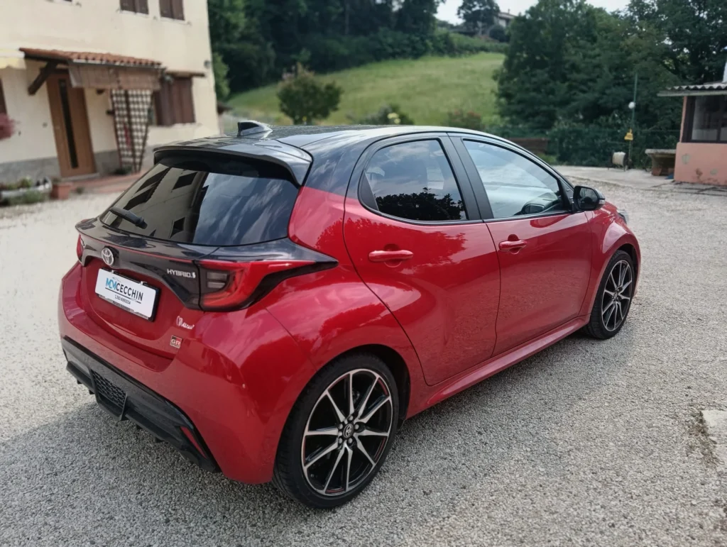 Toyota Yaris usato MCMcecchinauto