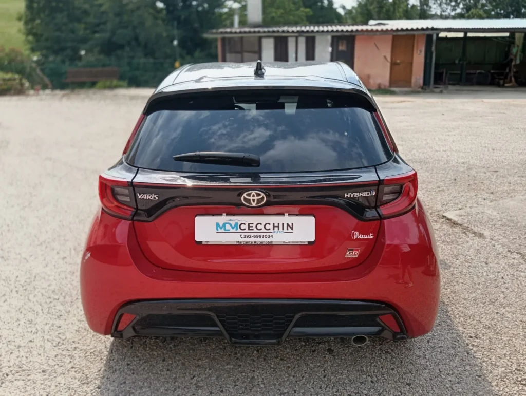 Toyota Yaris usato MCMcecchinauto