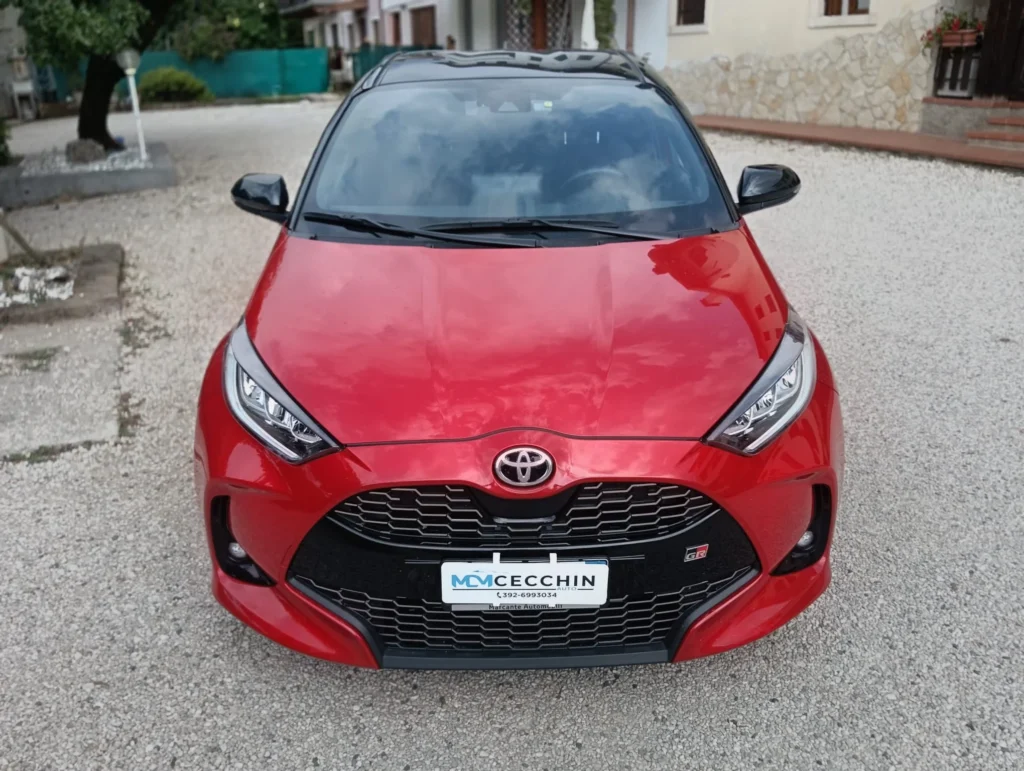 Toyota Yaris usato MCMcecchinauto