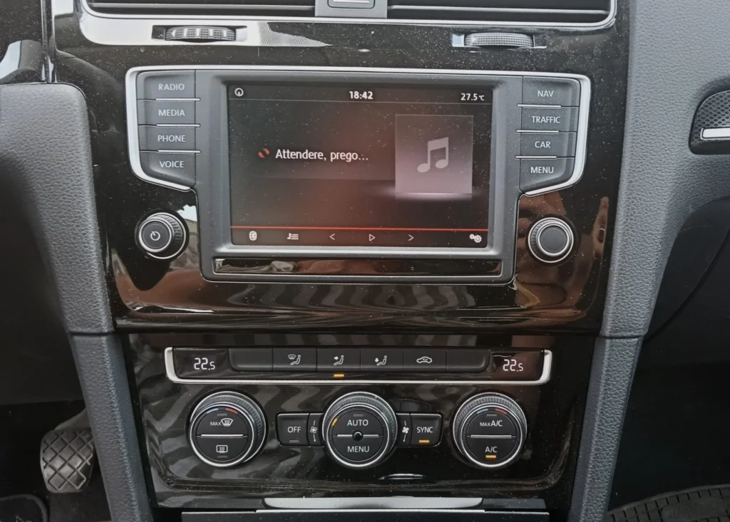 Volkswagen Golf usato MCMcecchinauto