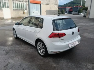 Volkswagen Golf usato MCMcecchinauto