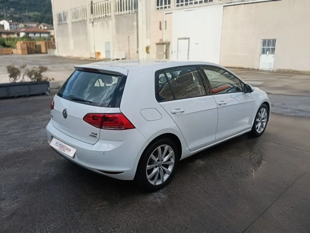Volkswagen Golf usato MCMcecchinauto