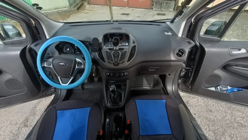 Ford TOURNEO COURIER usato MCMcecchinauto