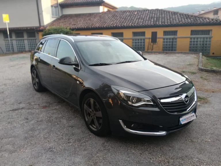 Opel Insignia Sports Tourer SW