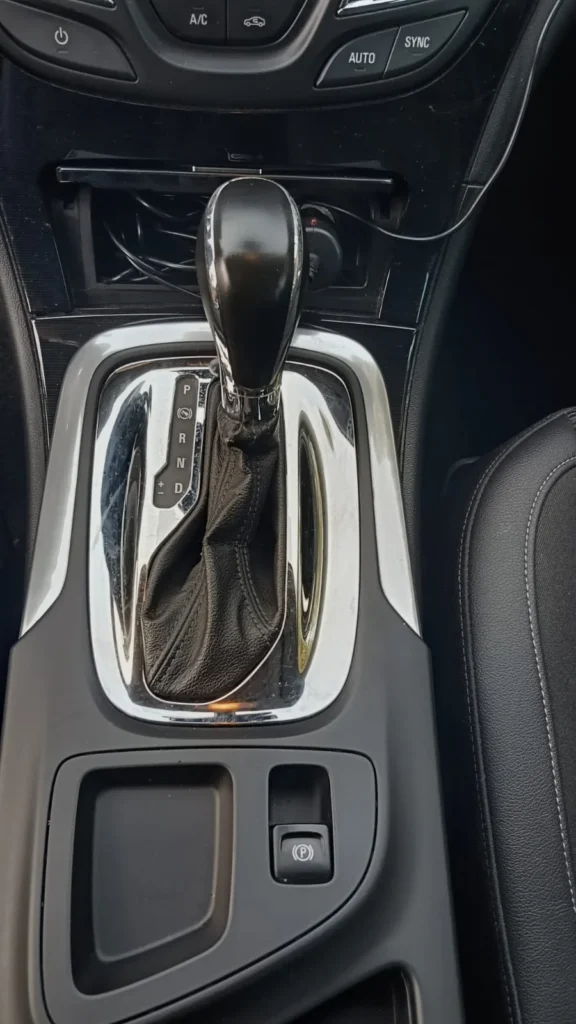 Opel Insignia Sports Tourer SW usato MCMcecchinauto