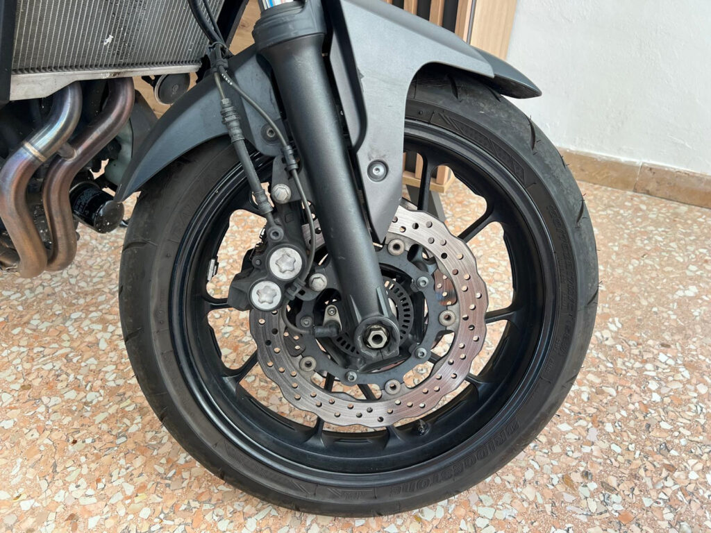 Yamaha MT 07 usato MCMcecchinauto