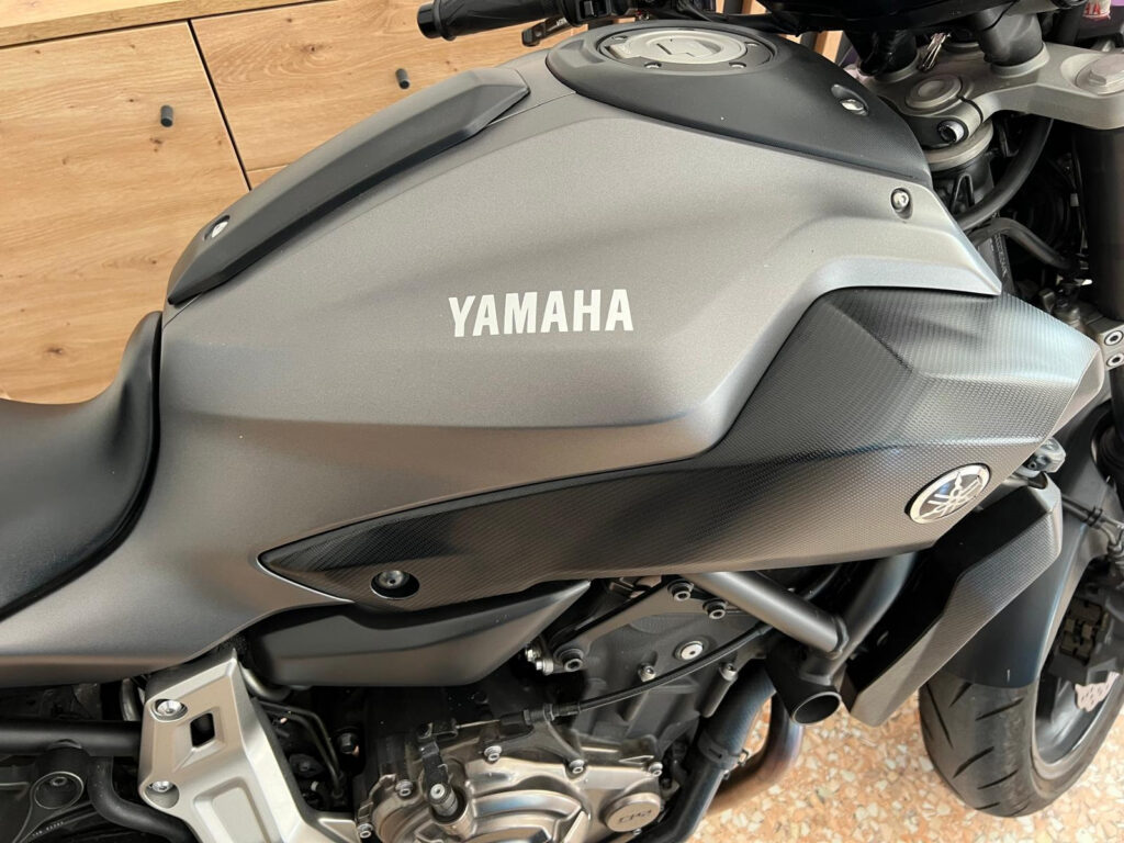 Yamaha MT 07 usato MCMcecchinauto