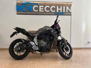 Yamaha MT 07 usato MCMcecchinauto