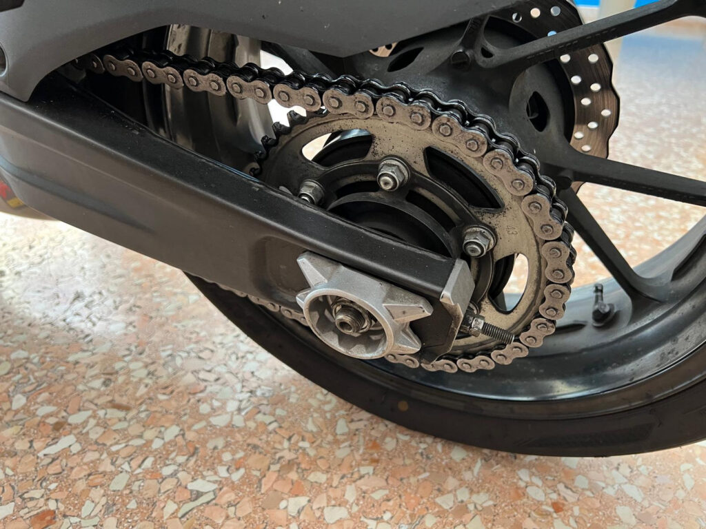 Yamaha MT 07 usato MCMcecchinauto